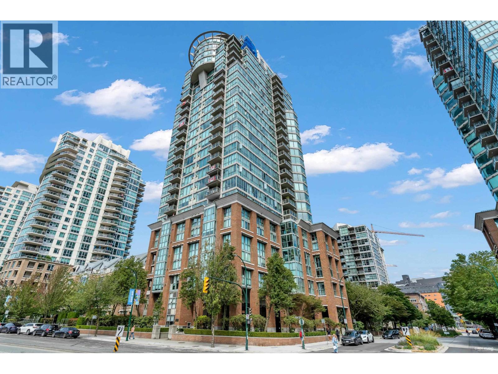 2 Bed, 2 Bath House for Sale in Vancouver – 1904 1088 QUEBEC STREET, Vancouver – MLS# R3145621 - Image 30