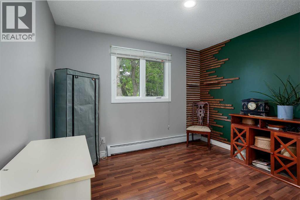 5102 56 Street - 11