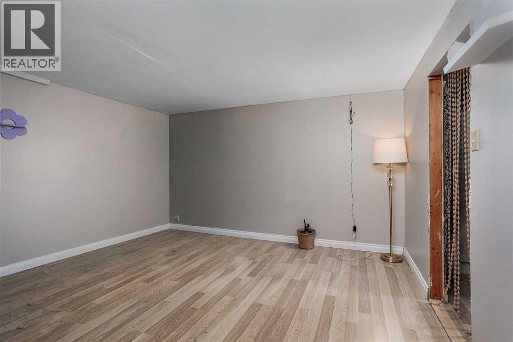 5102 56 Street - 17
