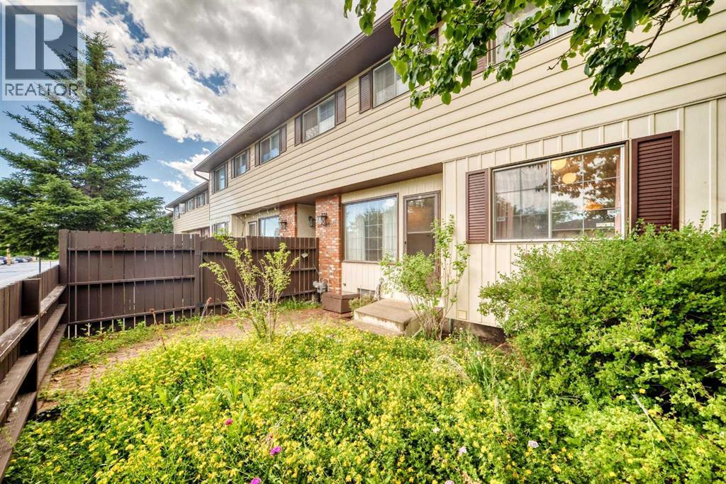 #58 175 Manora Place NE - 9