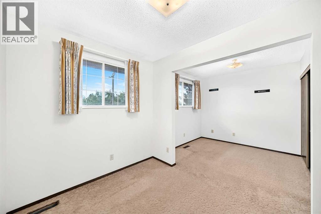 #58 175 Manora Place NE - 25