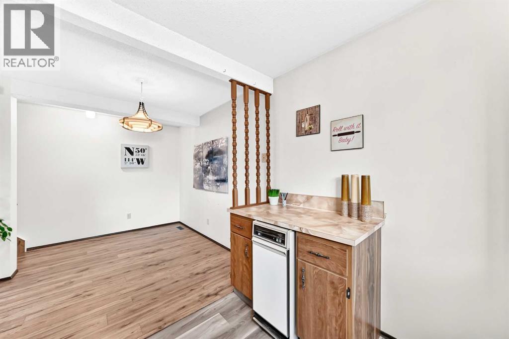 #58 175 Manora Place NE - 14