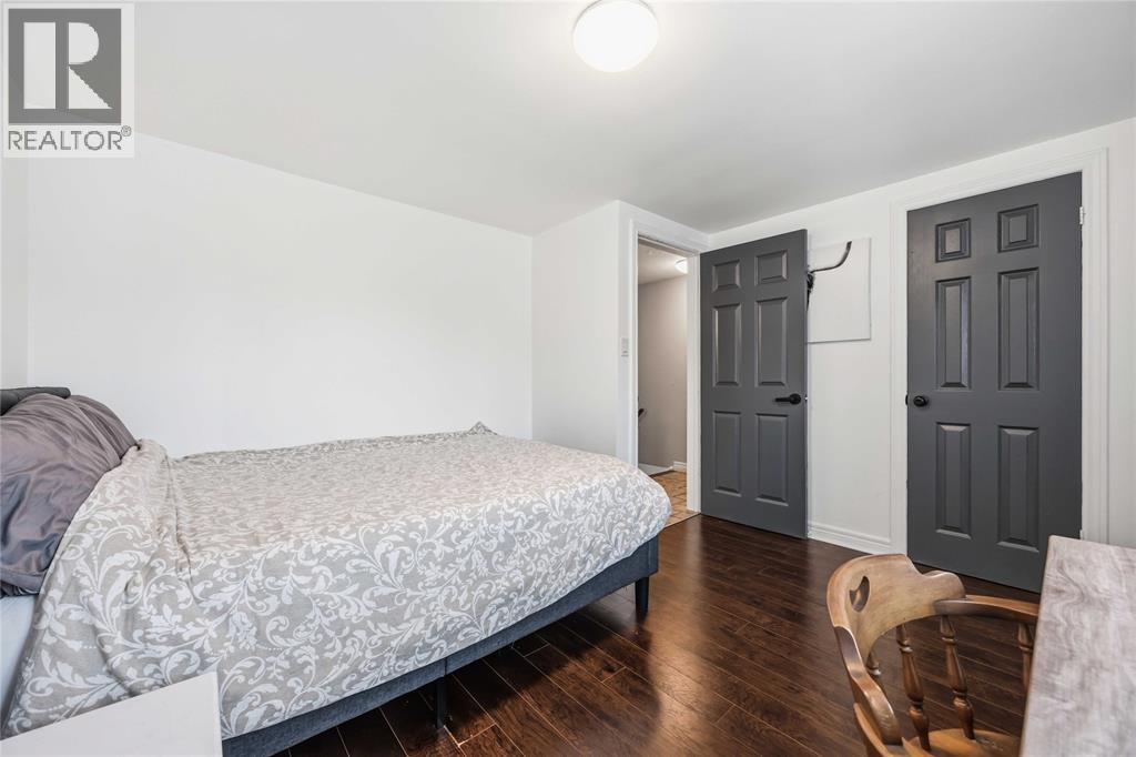 #2B 205 FANE STREET - 19