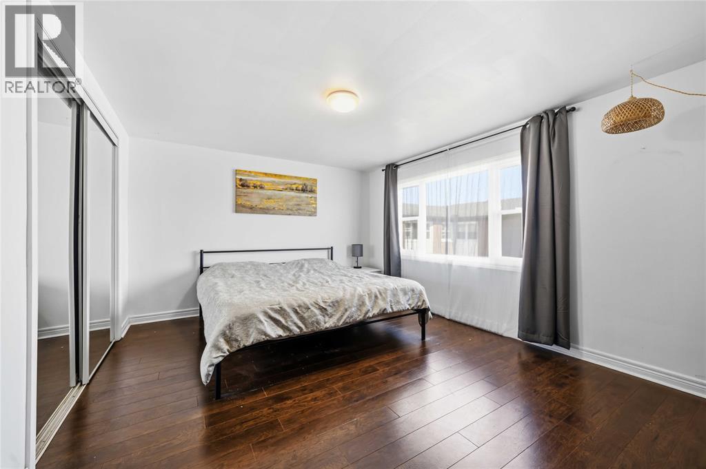 #2B 205 FANE STREET - 21