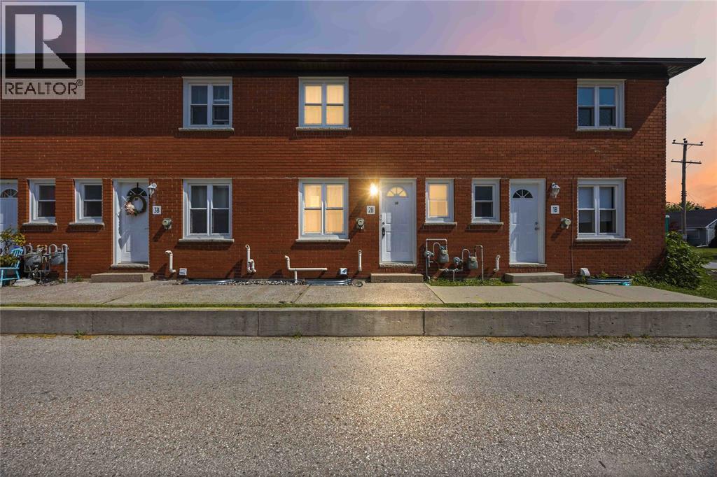 #2B 205 FANE STREET - 29