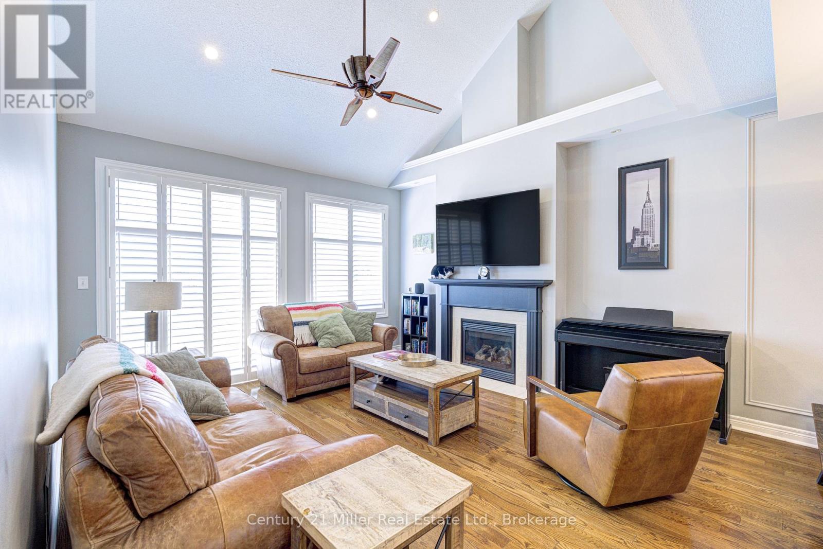 3202 EPWORTH CRESCENT - Image 13