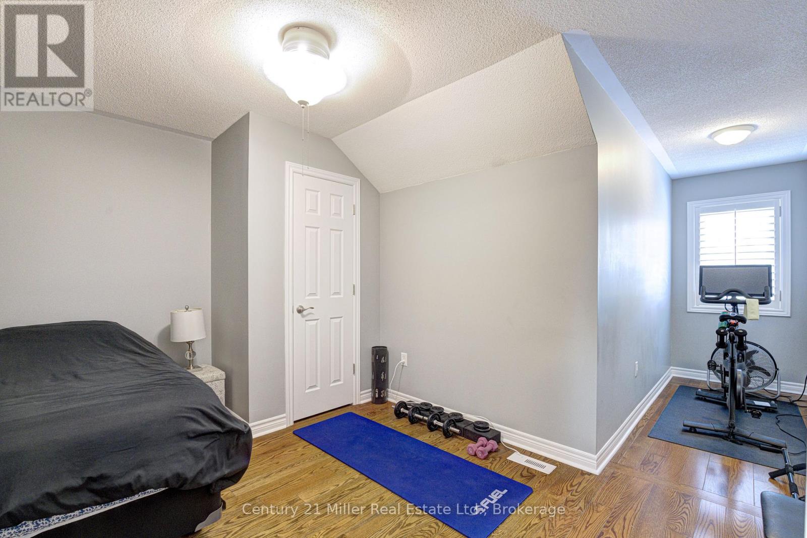 3202 EPWORTH CRESCENT - Image 28