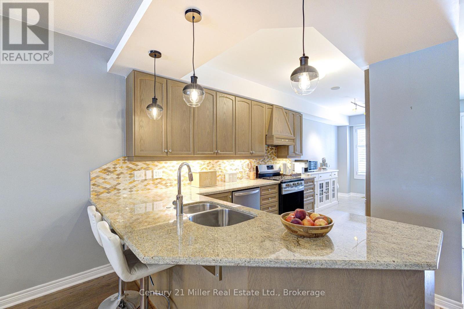 3202 EPWORTH CRESCENT - Image 7