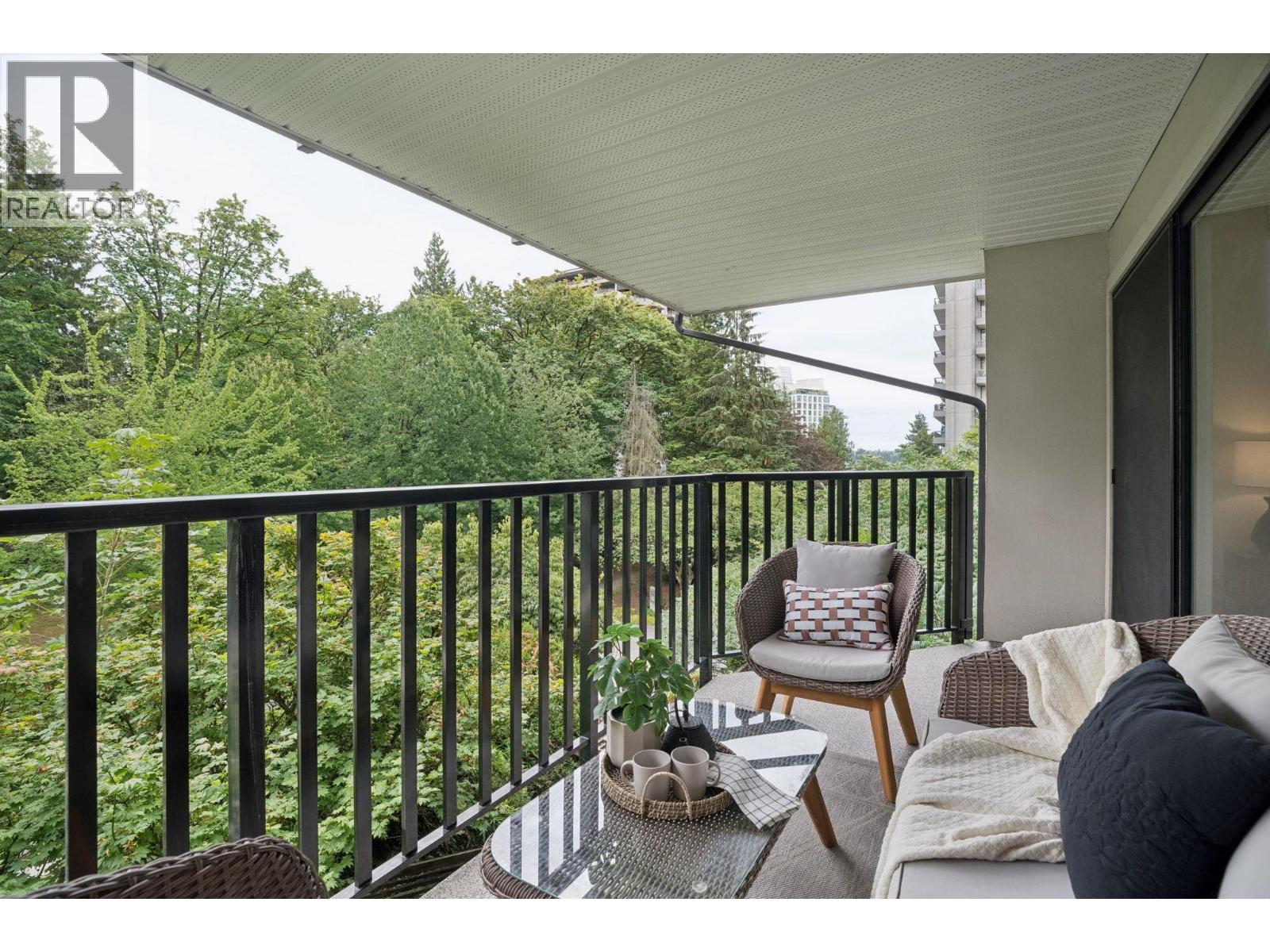 2 Bed, 1 Bath Apartment for Sale in Burnaby – 305 1945 WOODWAY PLACE, Burnaby – MLS# R3145989 - Image 16