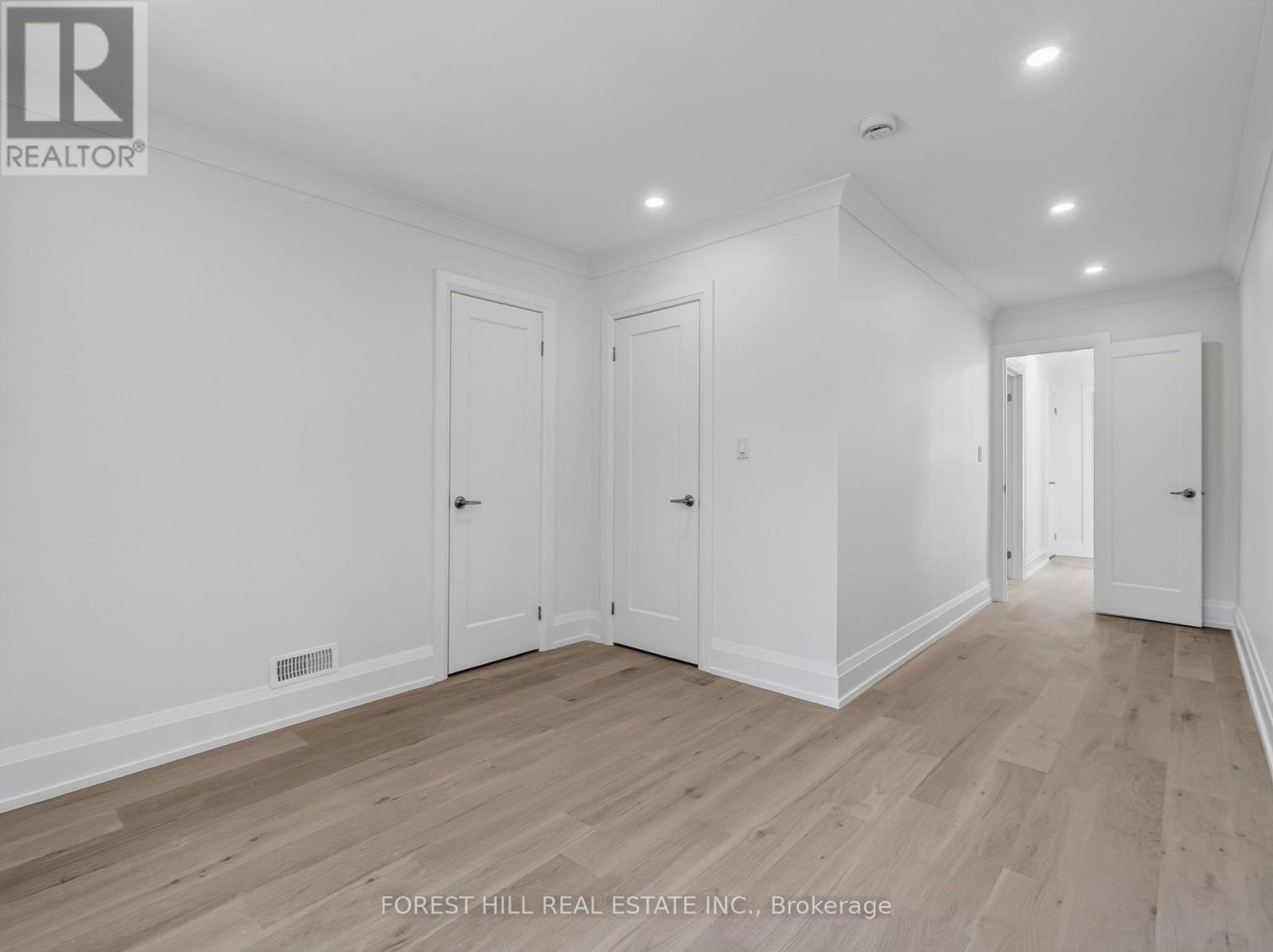 54 CHATHAM AVENUE - 17
