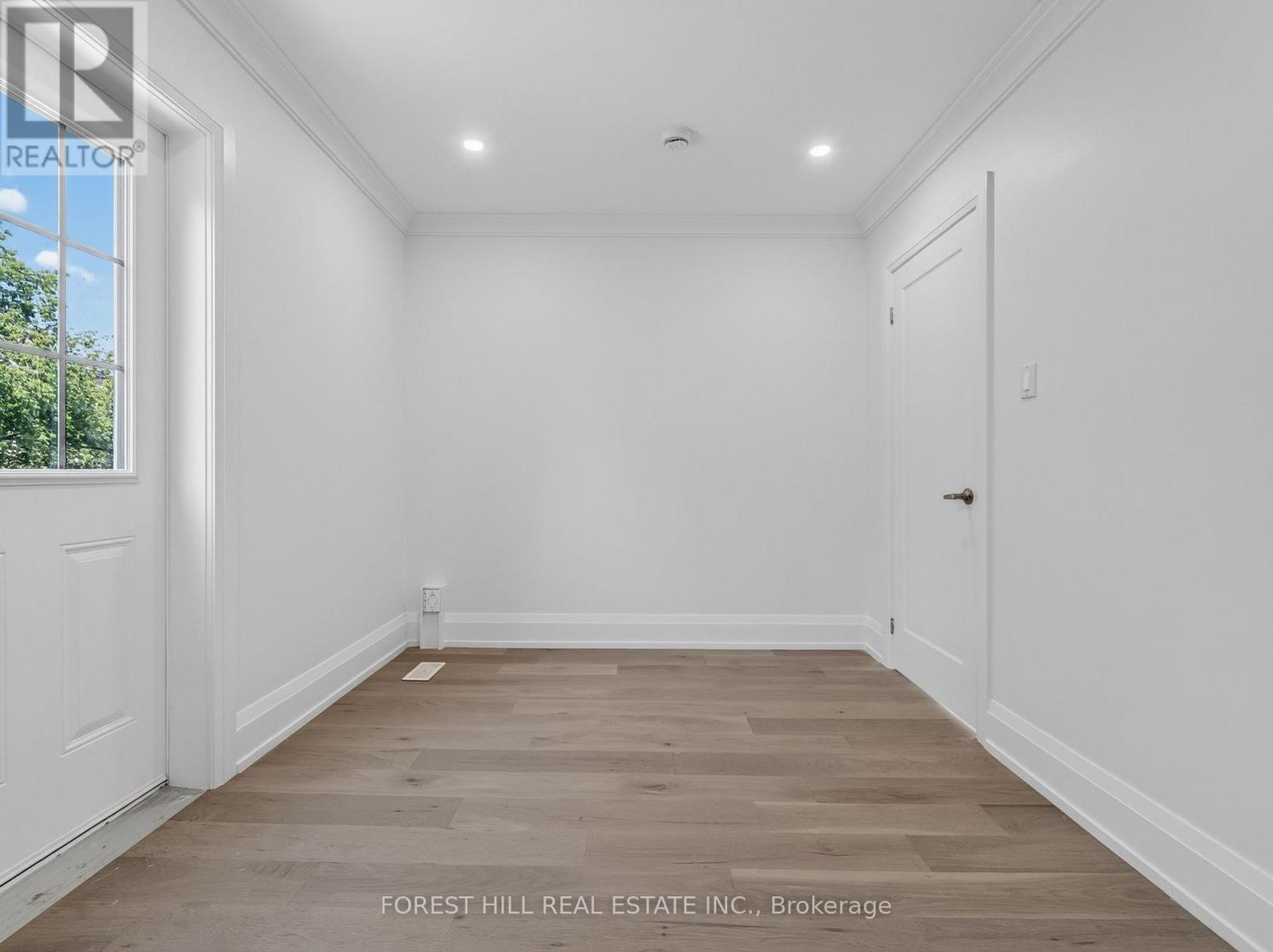 54 CHATHAM AVENUE - 30