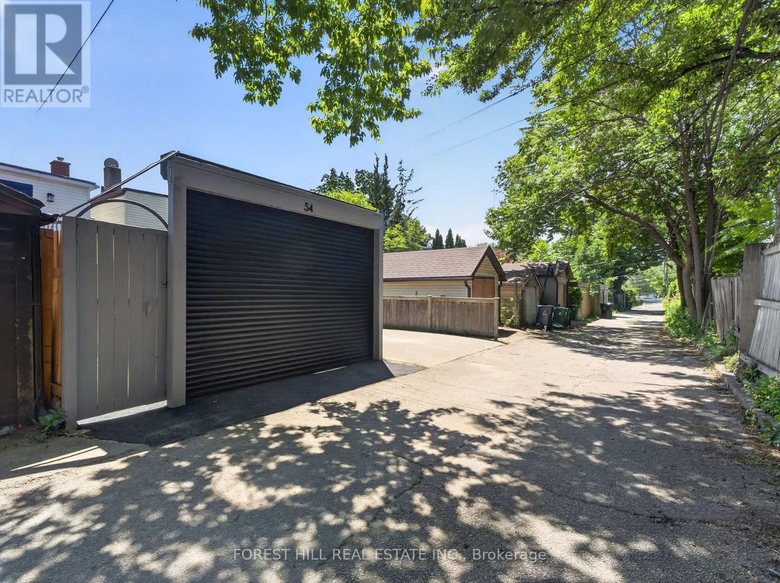 54 CHATHAM AVENUE - 43