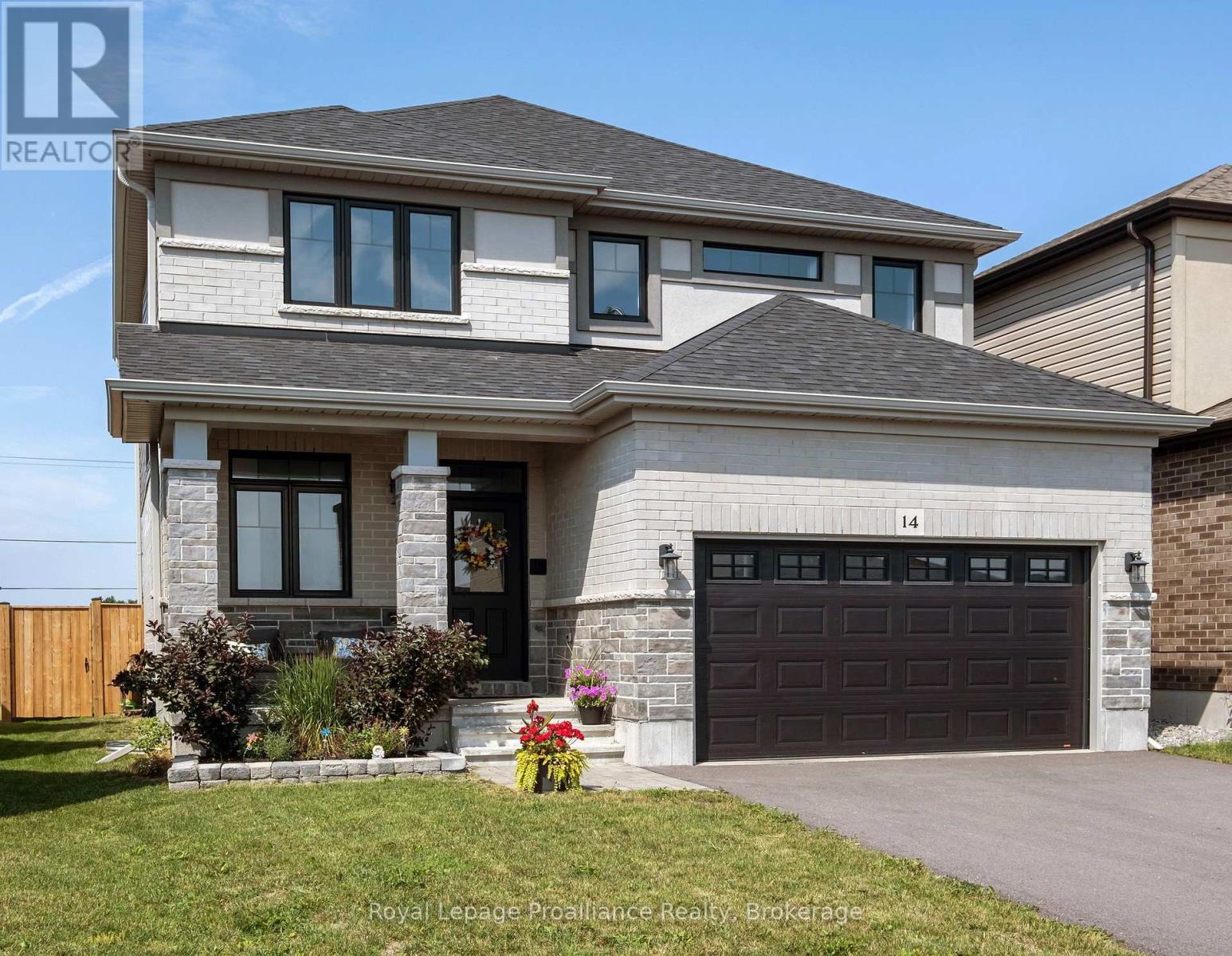 14 ATHABASKA DRIVE - 3