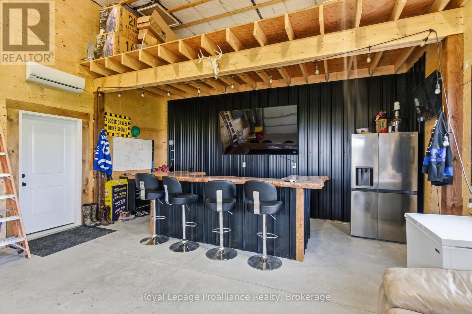 375 VENTRESS ROAD - 38