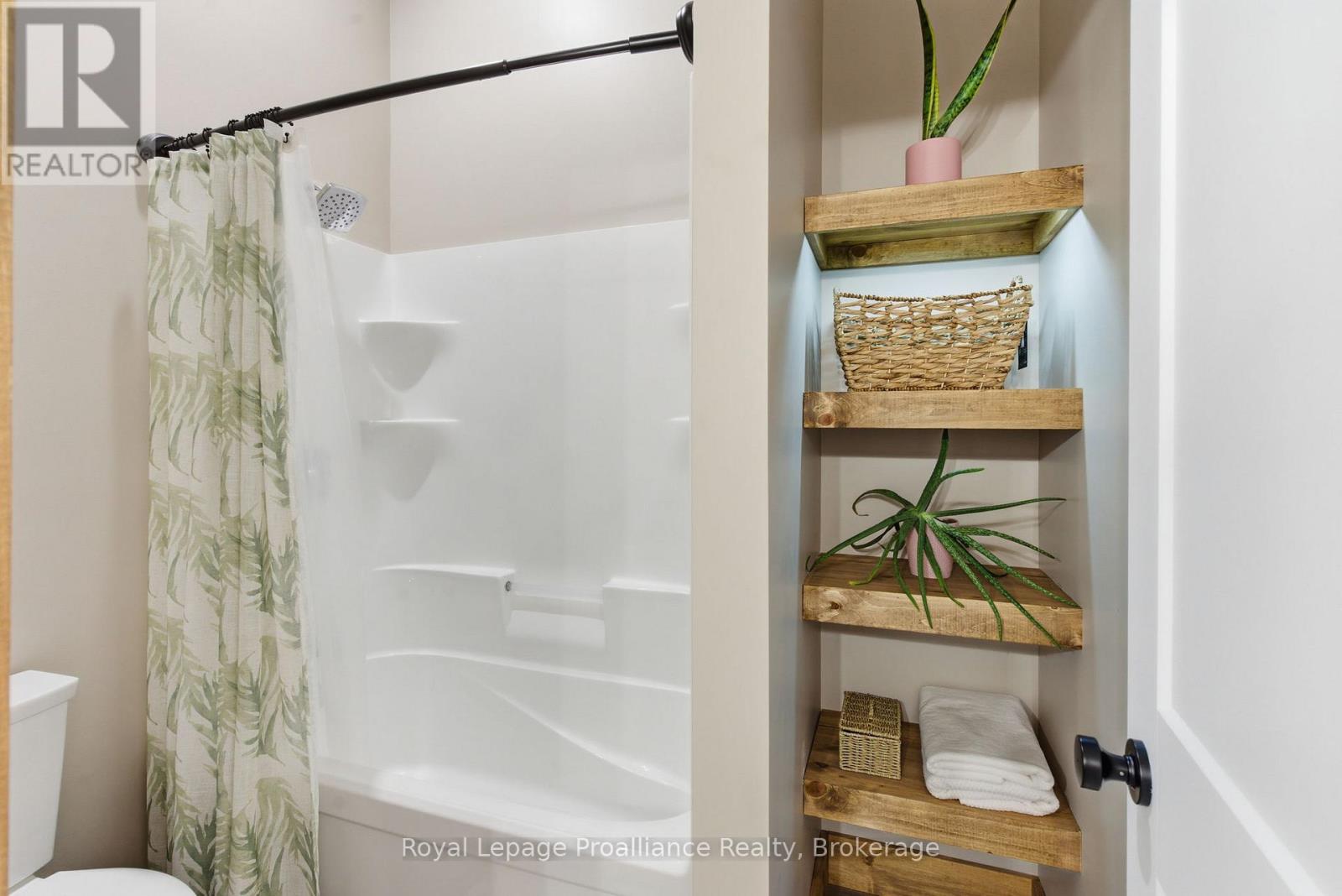 375 VENTRESS ROAD - 35