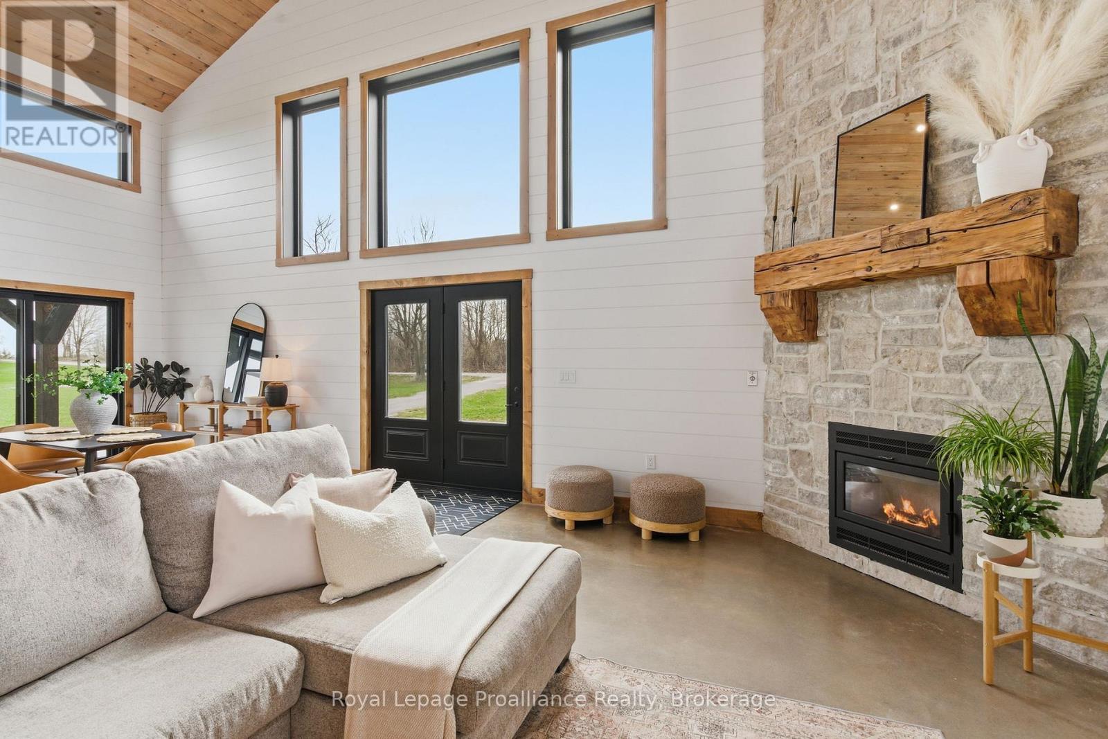 375 VENTRESS ROAD - 8