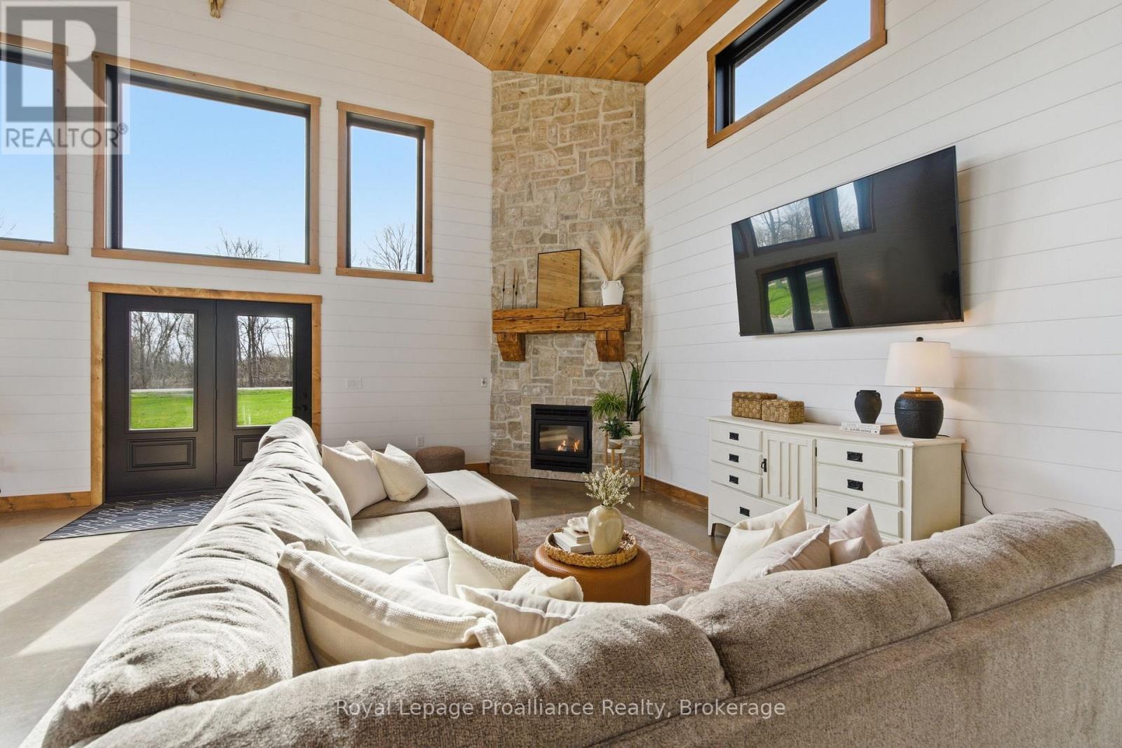 375 VENTRESS ROAD - 7