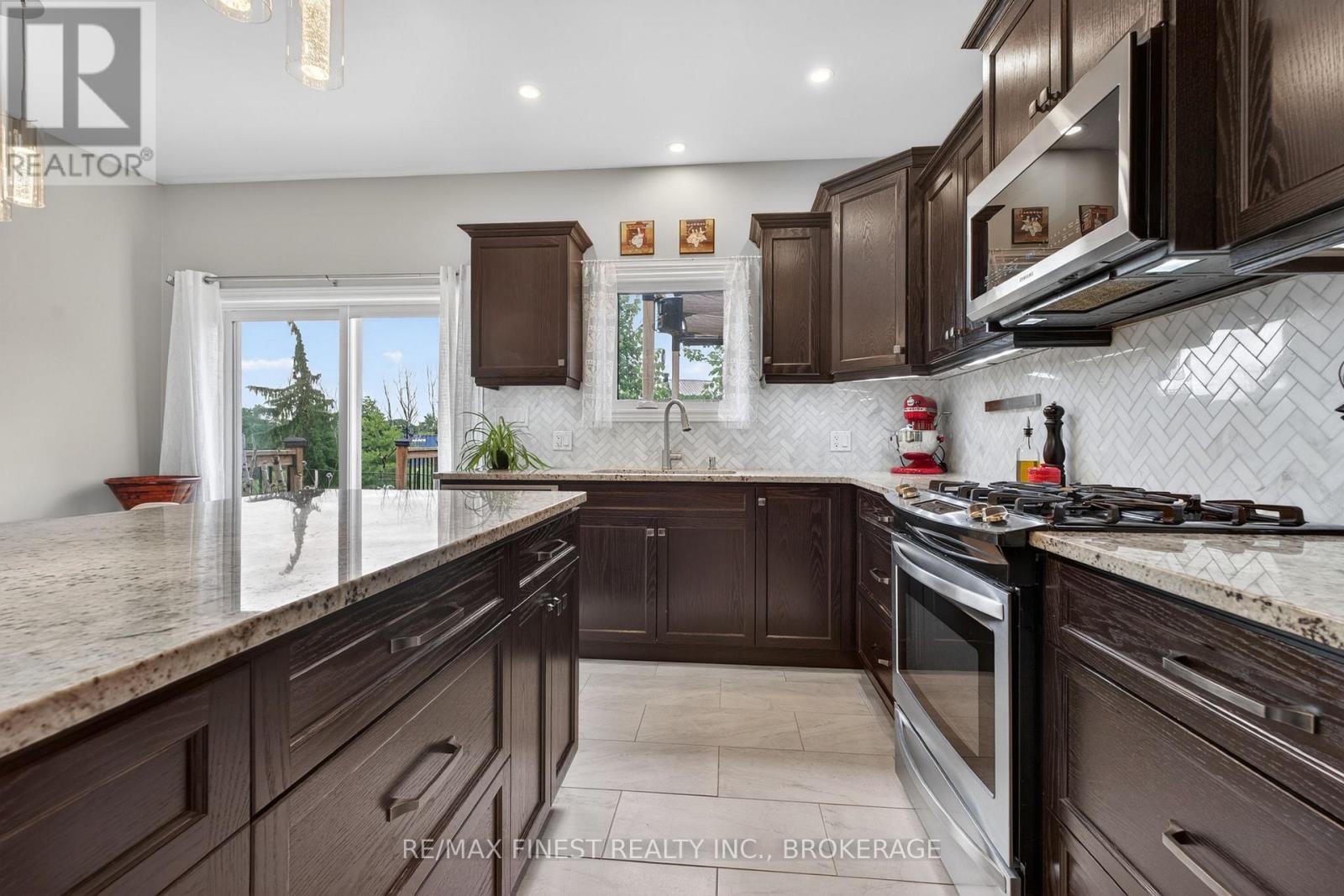 1415 RICKARDS ROAD - 14