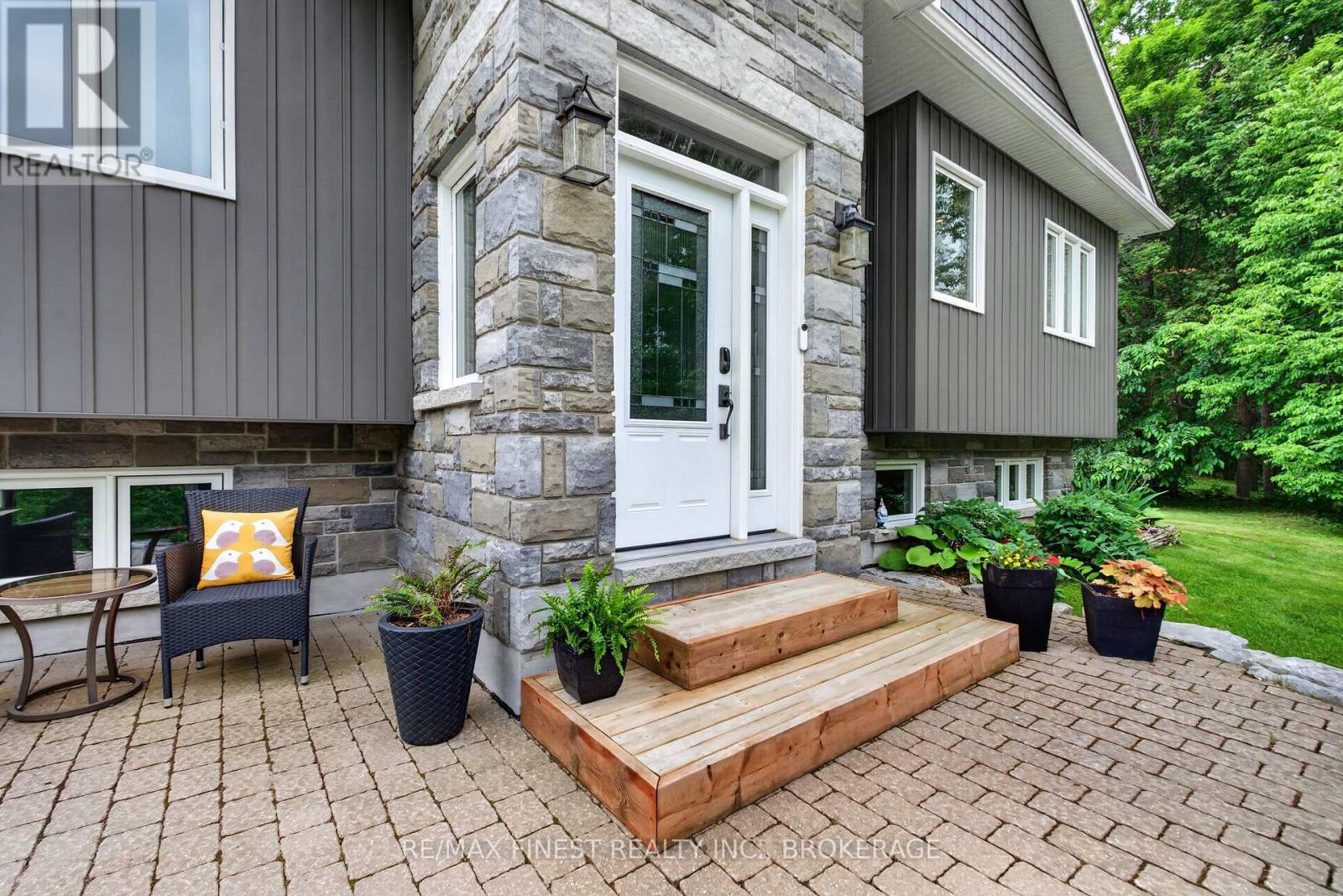 1415 RICKARDS ROAD - 4