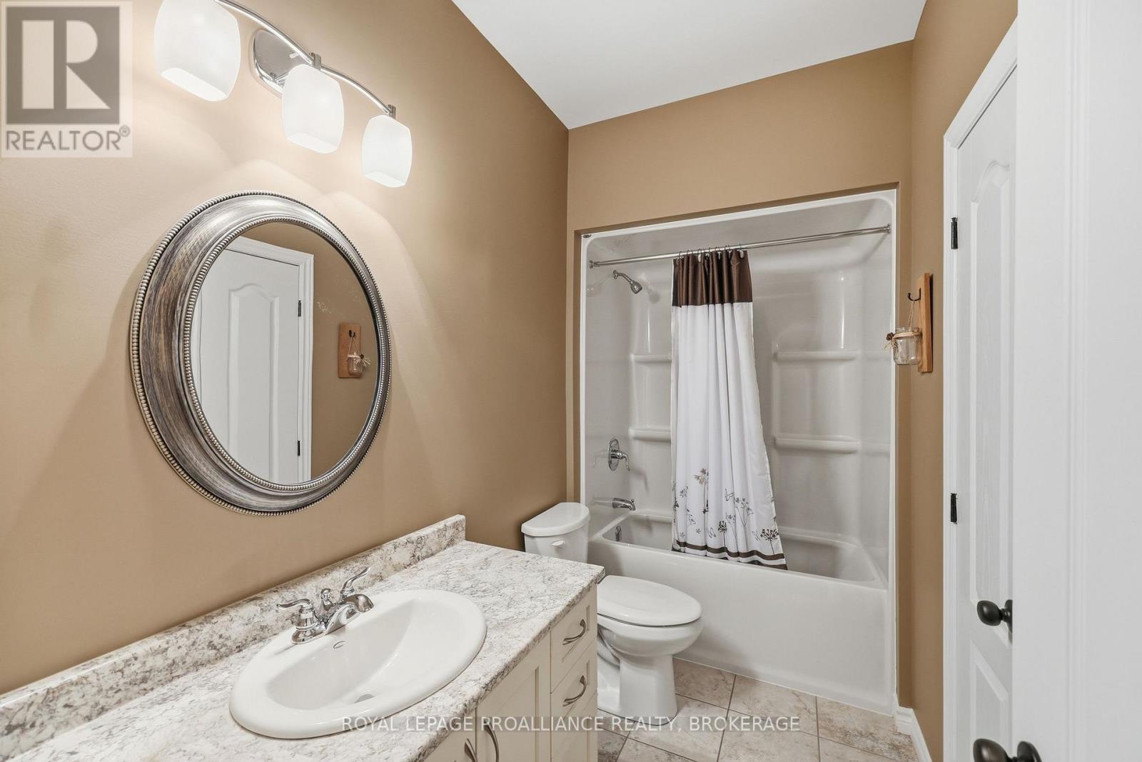 1224 CARFA CRESCENT - 26