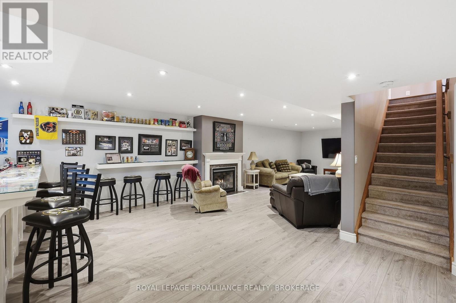 1224 CARFA CRESCENT - 35