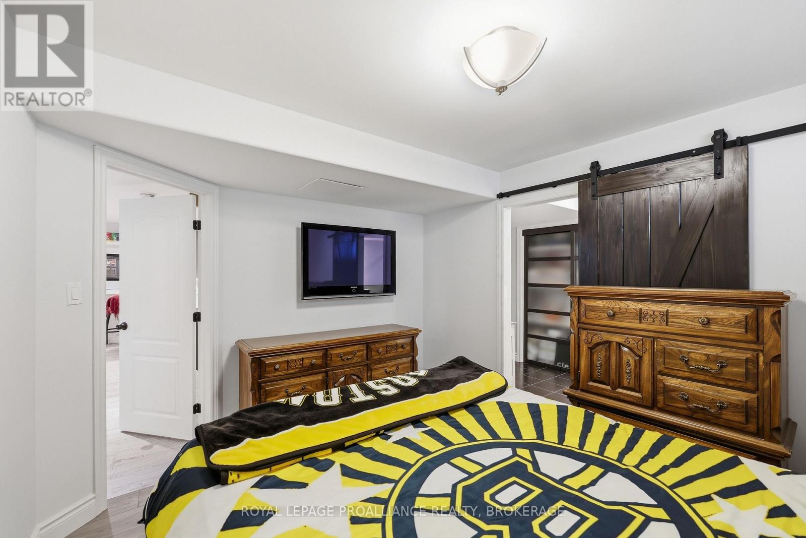 1224 CARFA CRESCENT - 44
