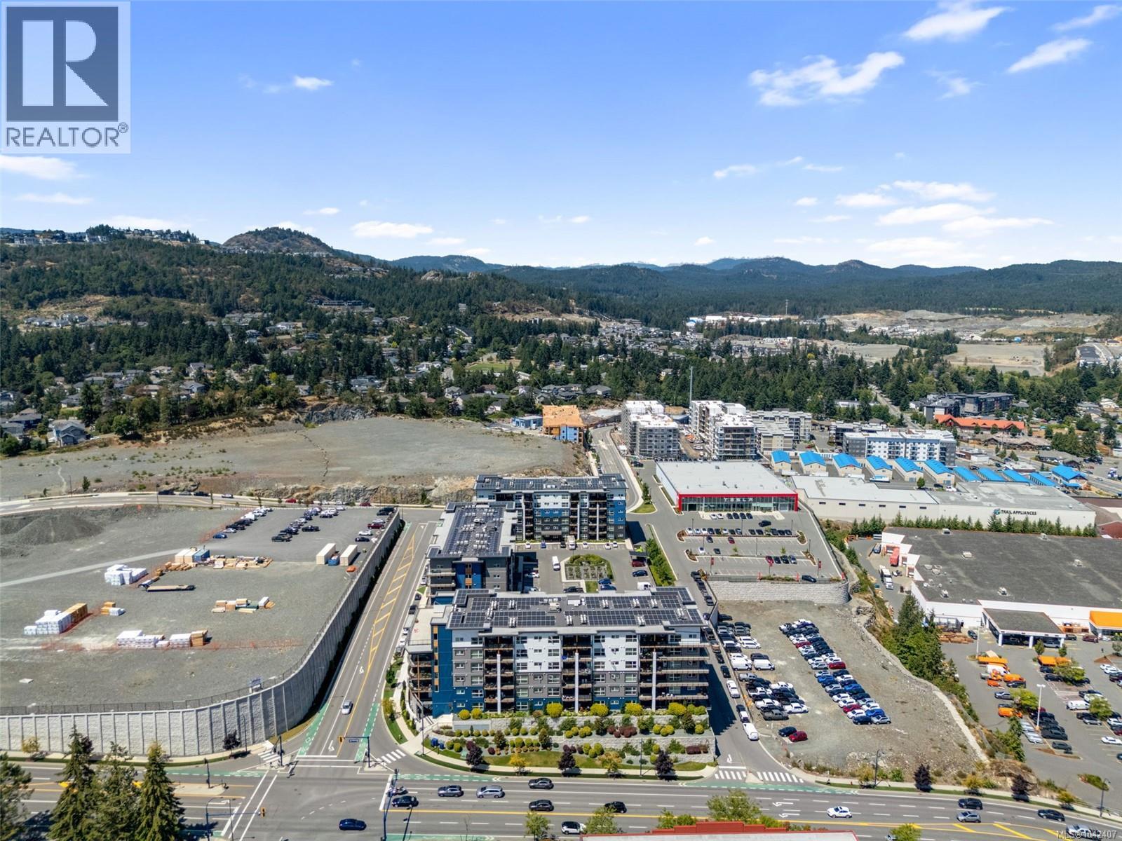 #302 2469 Gateway Rd - 32