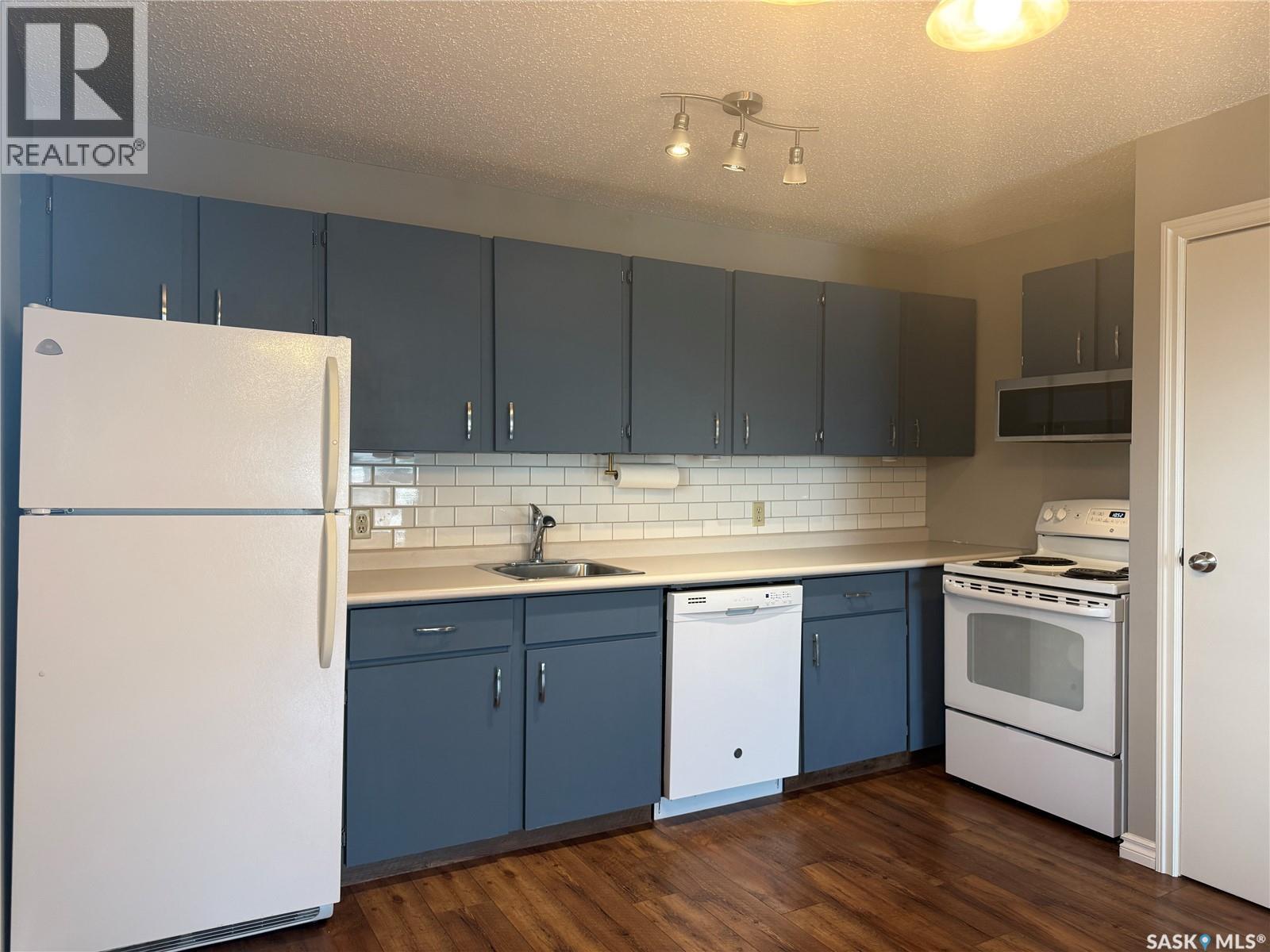 #309 59 Wood Lily DRIVE - Image 16