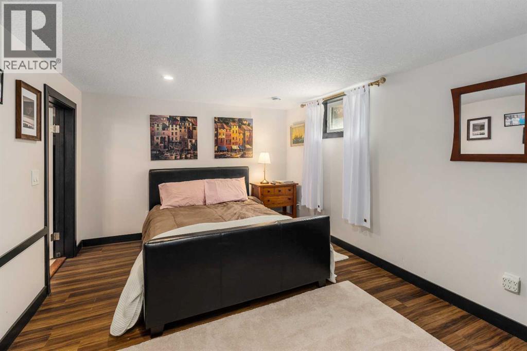 3035 4 Street SW - 21
