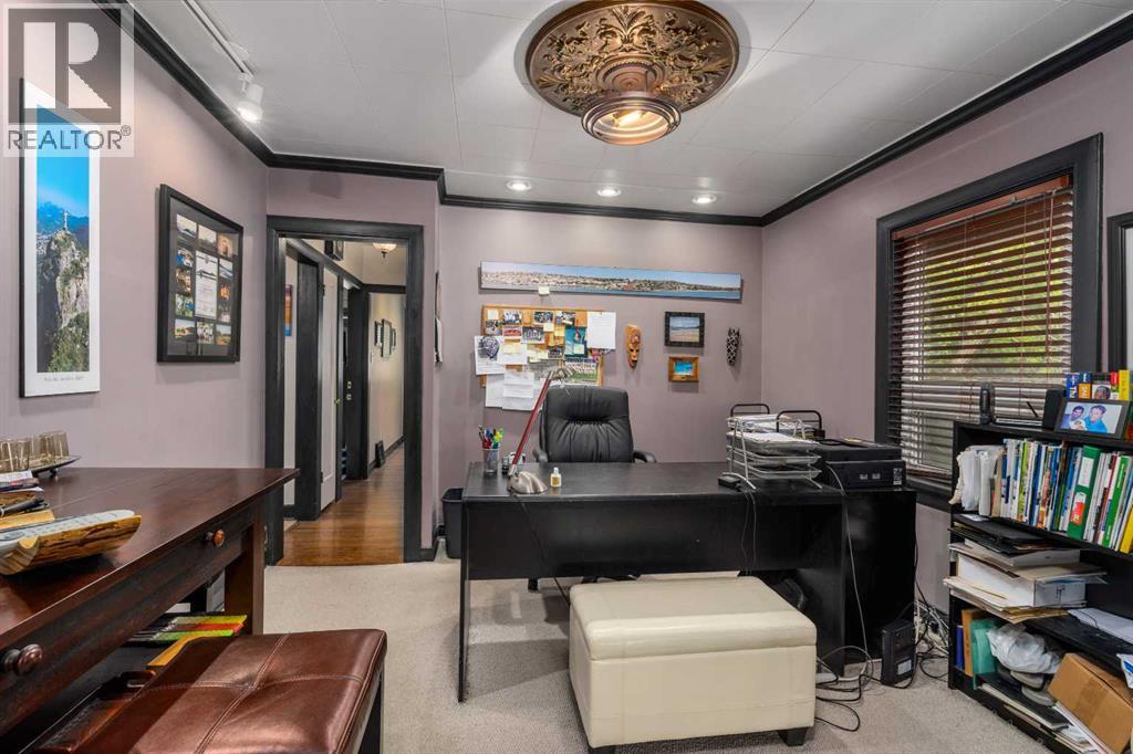 3035 4 Street SW - 12