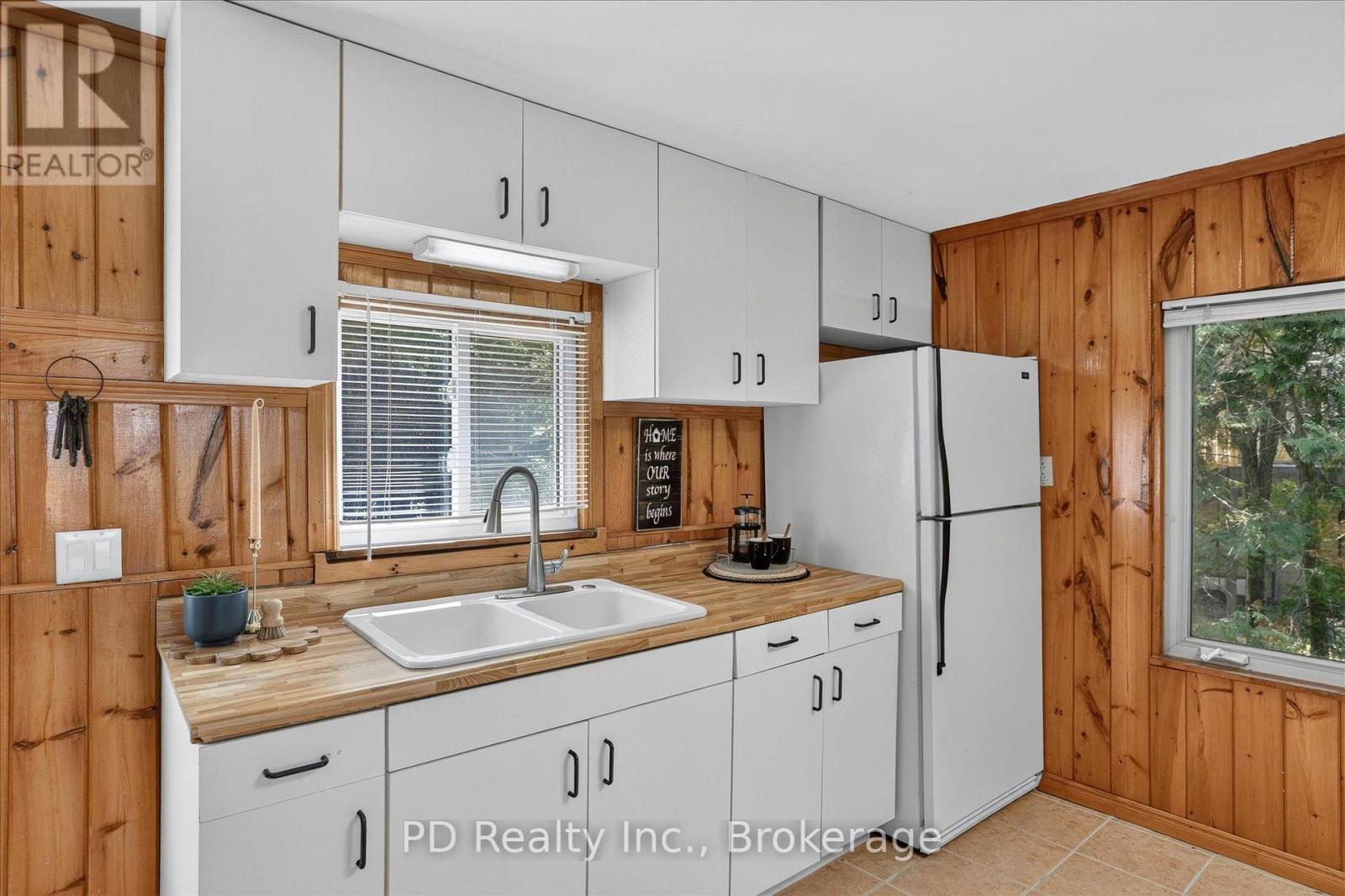 35 WESTVIEW DRIVE - 15