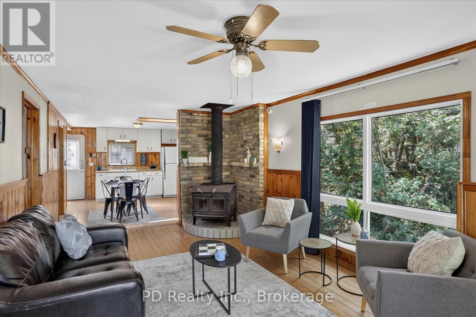 35 WESTVIEW DRIVE - 18