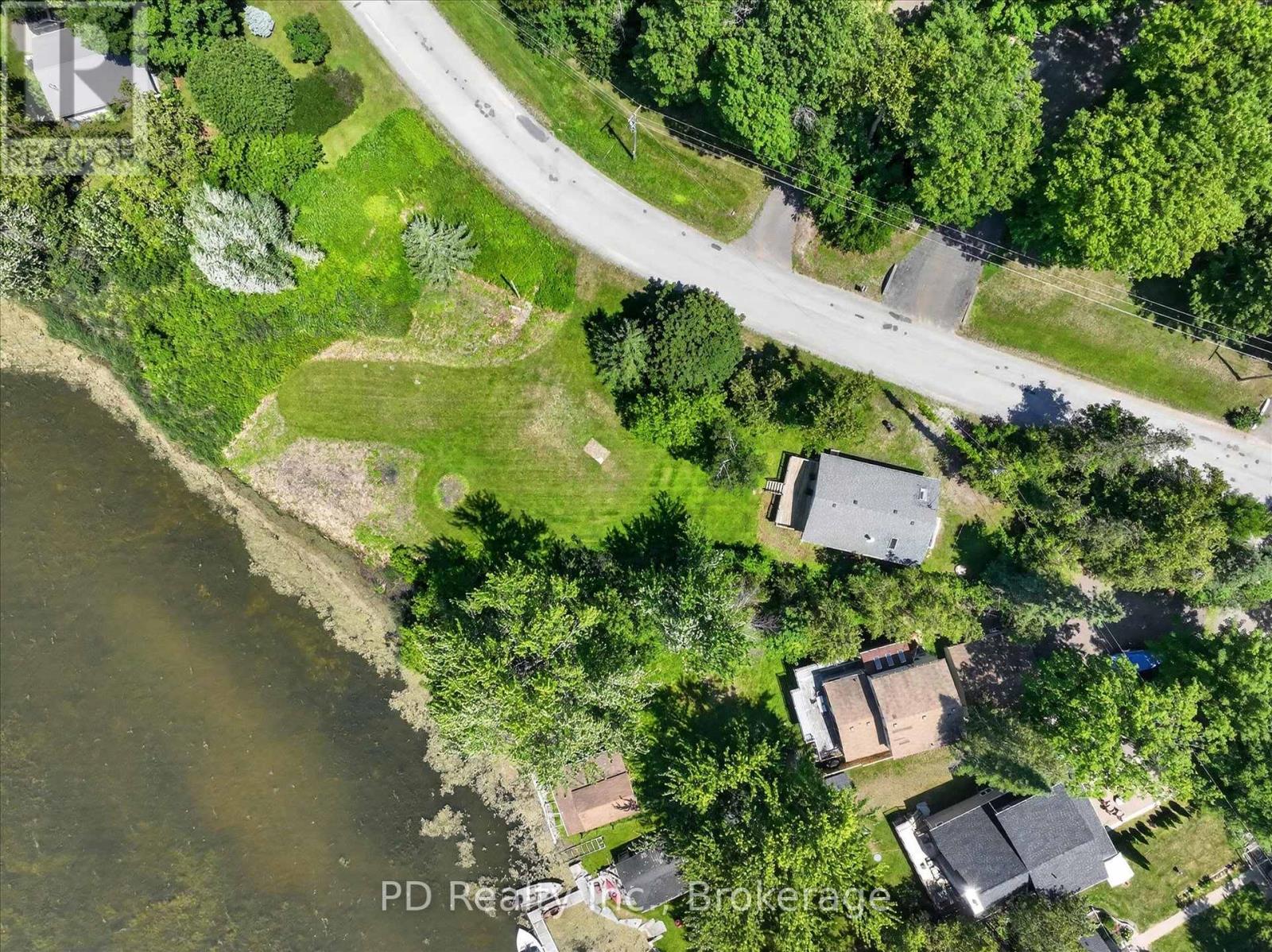 35 WESTVIEW DRIVE - 44