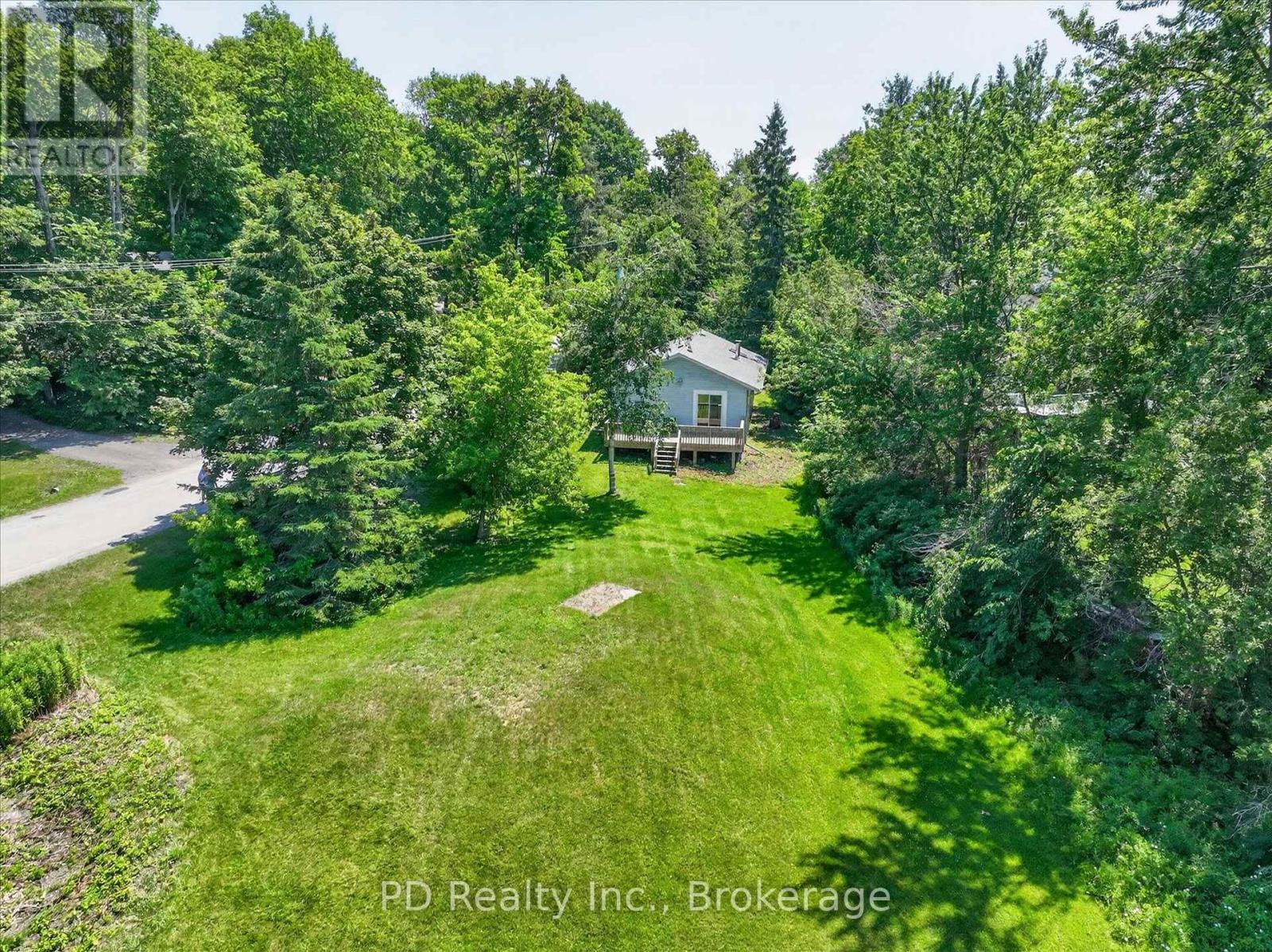 35 WESTVIEW DRIVE - 46