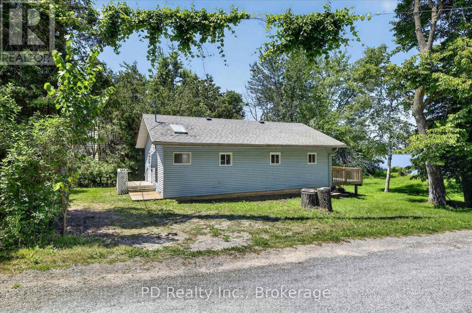 35 WESTVIEW DRIVE - 5
