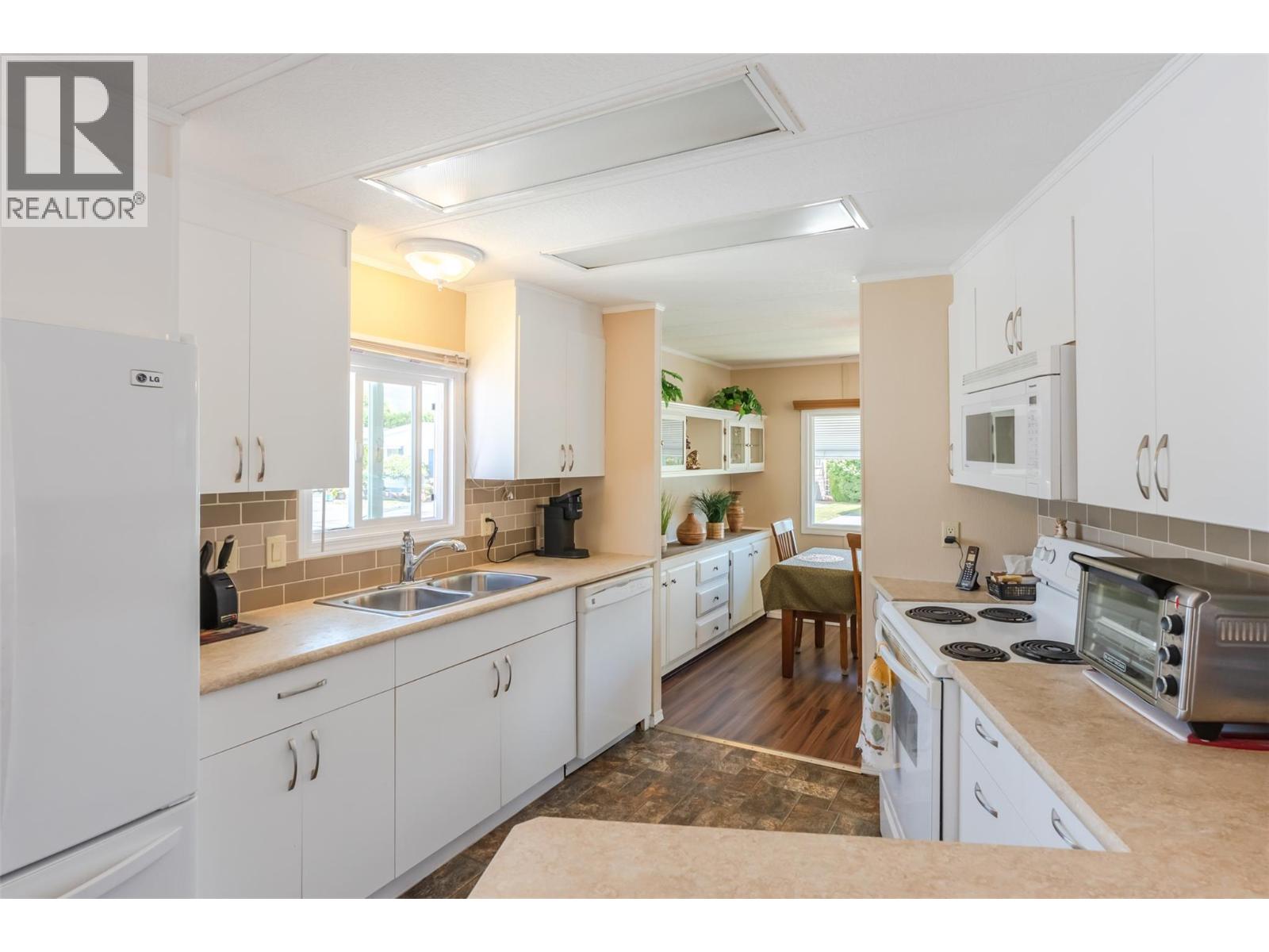 #66 999 Burnaby Avenue - 19