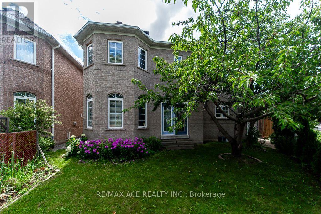 44 MOURNING DOVE CRESCENT - 22