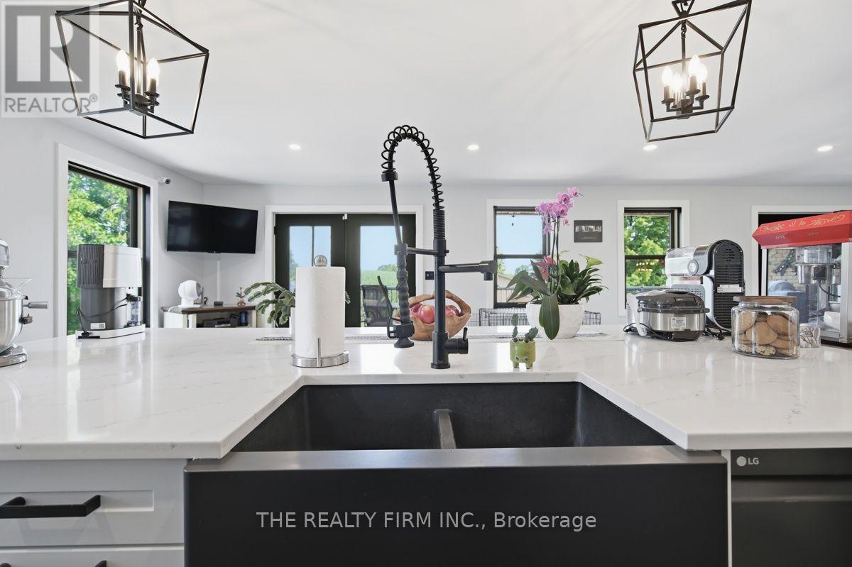 808 ELGINFIELD ROAD - Image 31