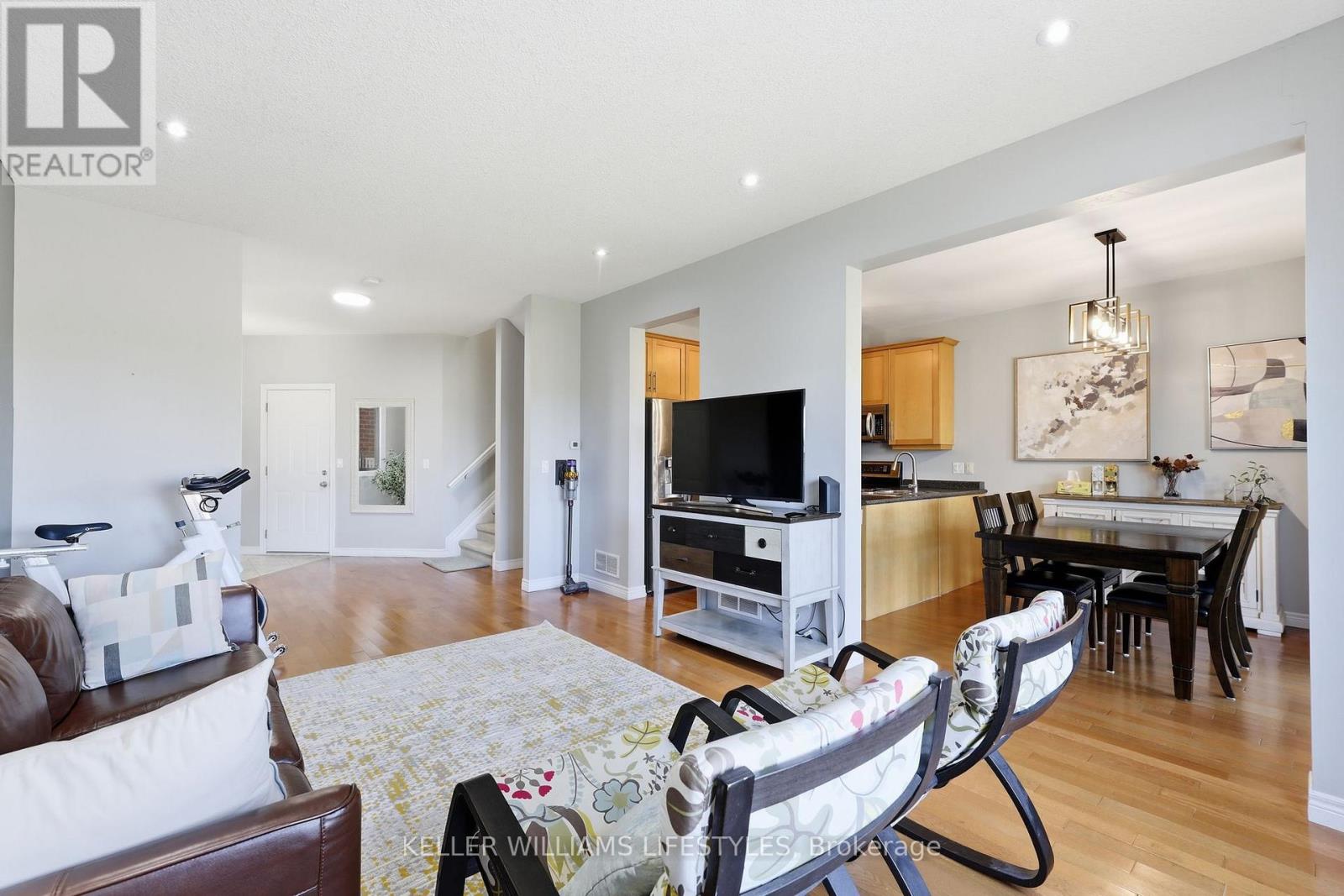 1784 STACKHOUSE CRESCENT - 10