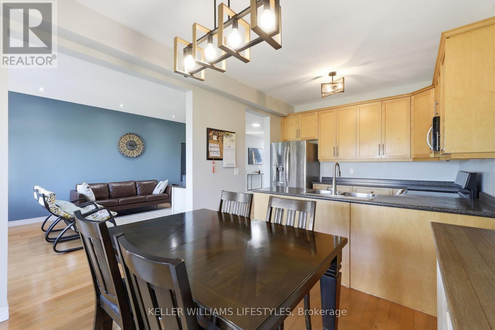 1784 STACKHOUSE CRESCENT - 13