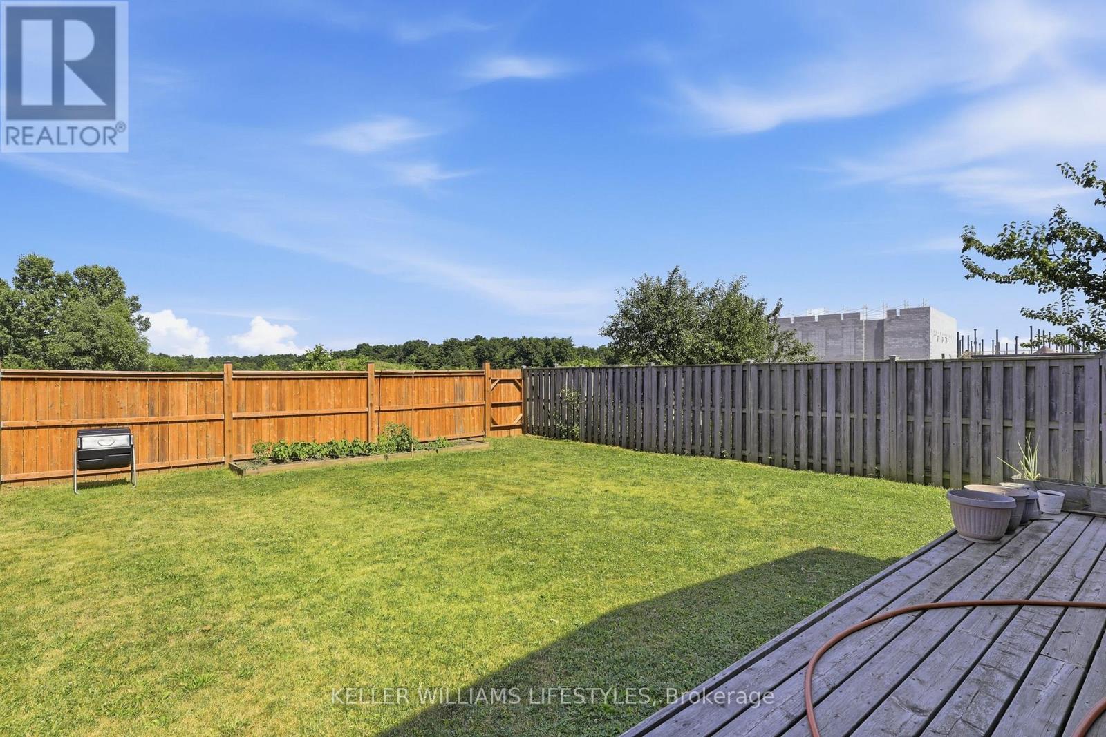 1784 STACKHOUSE CRESCENT - 36