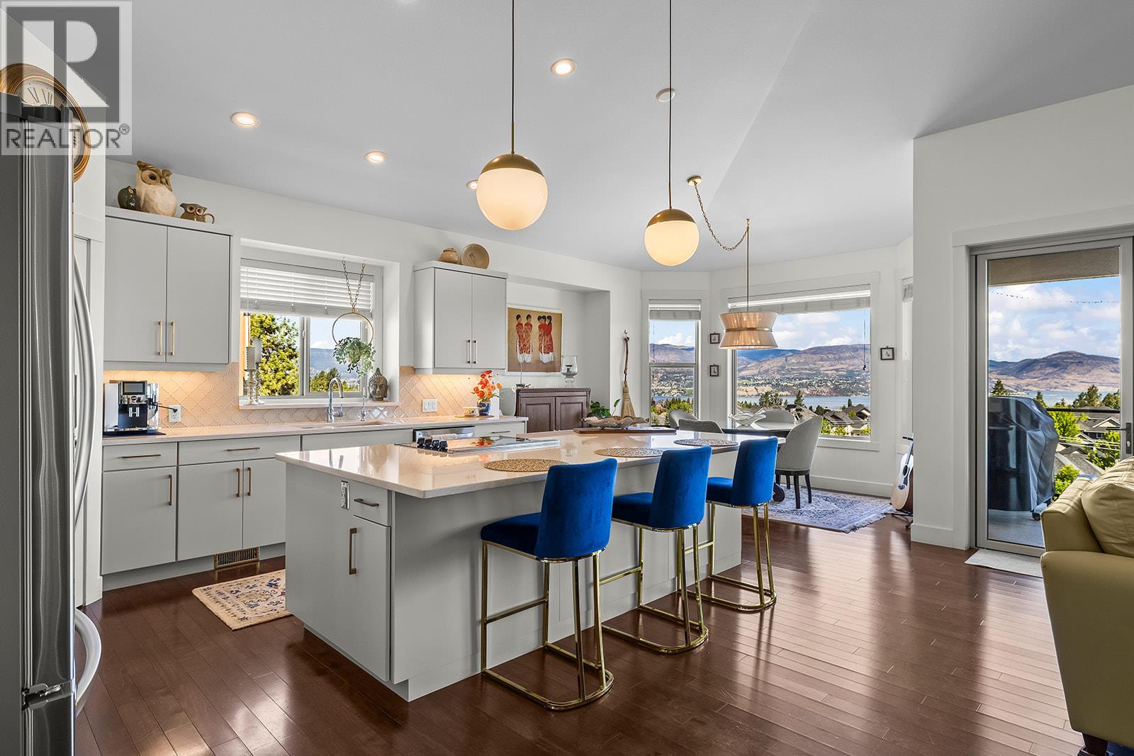 366 Trumpeter Court - 16