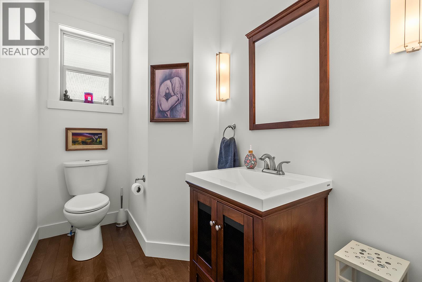 366 Trumpeter Court - 34
