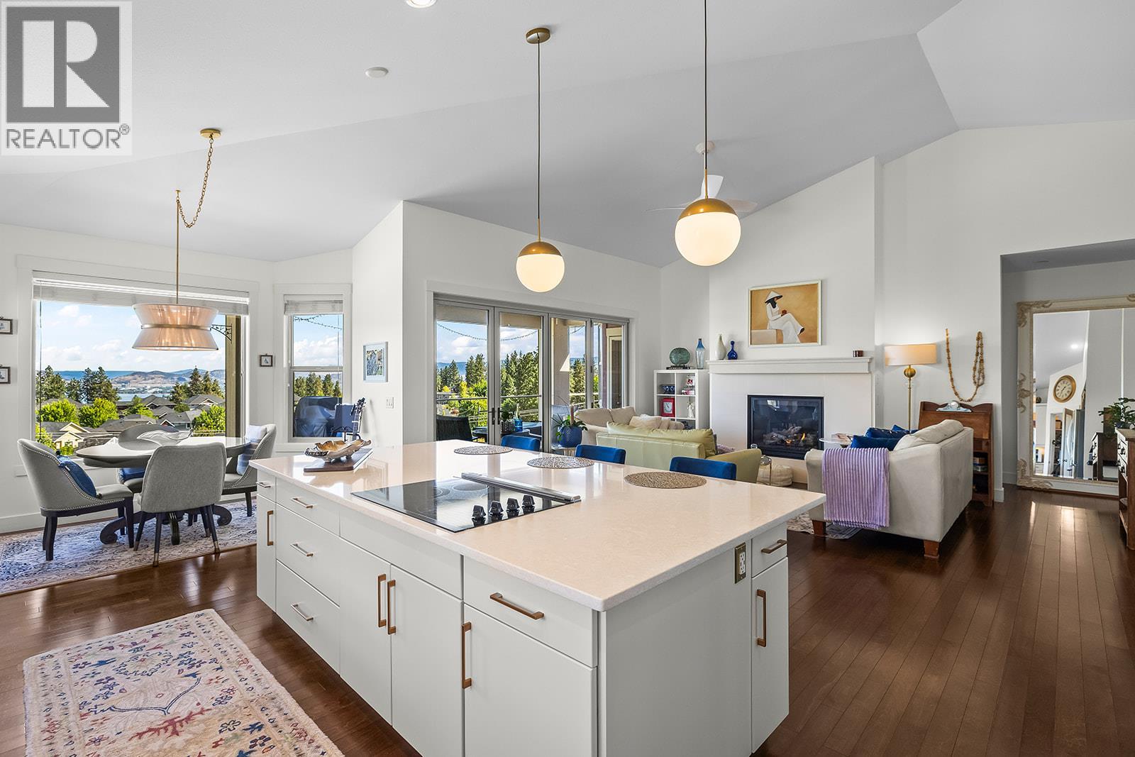 366 Trumpeter Court - 14