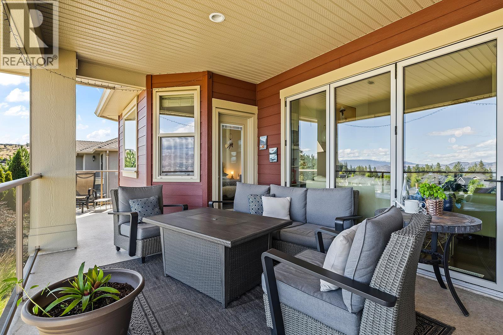 366 Trumpeter Court - 21