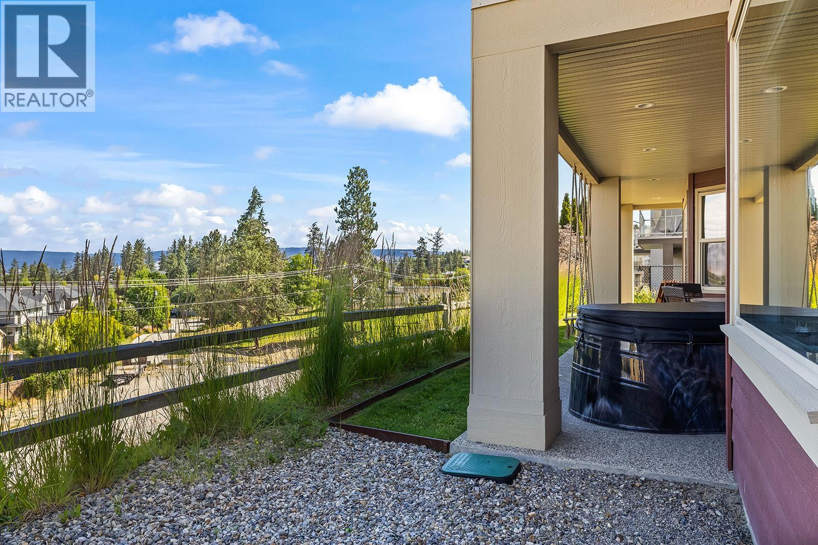 366 Trumpeter Court - 48