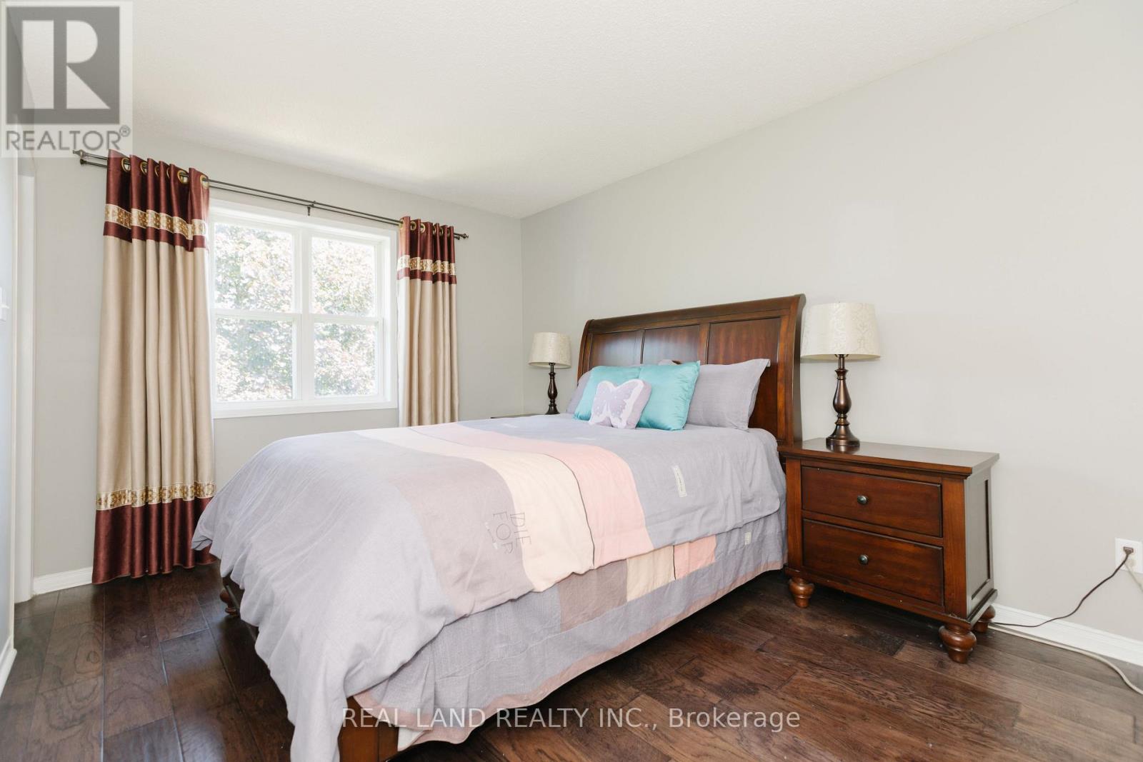 697 LIMPERT TERRACE - 15
