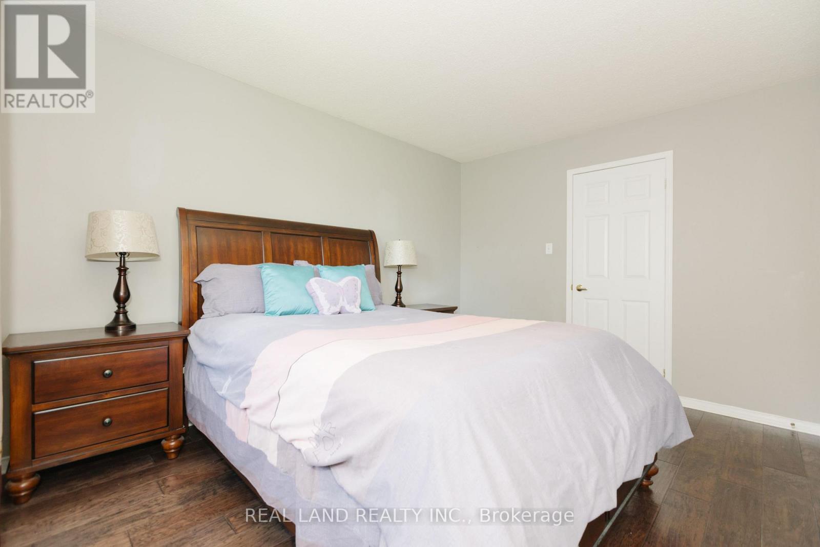 697 LIMPERT TERRACE - 16