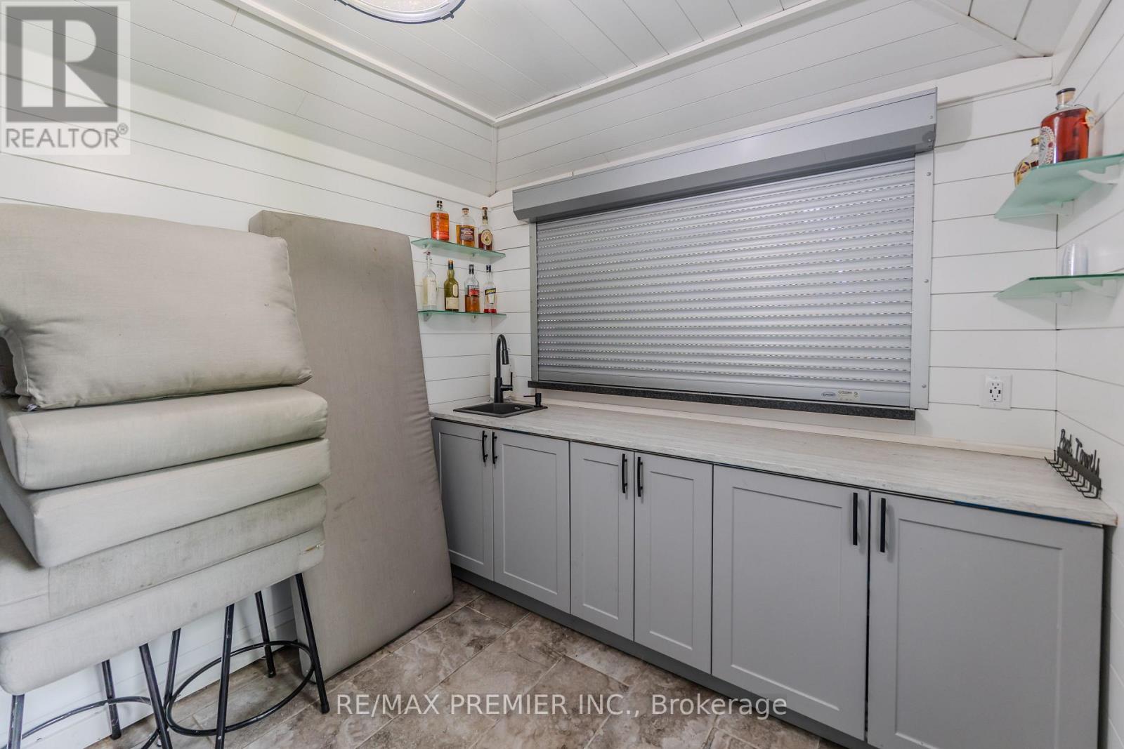 298 CASTLEHILL ROAD - 45