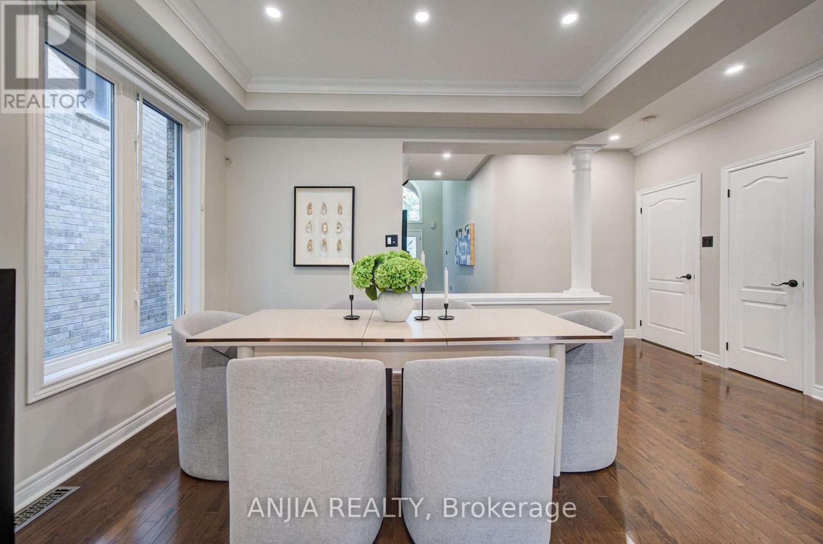 170 ASCALON DRIVE - 10